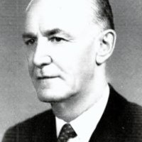 Dr. Ernesto P. Dowling, 1893-1966